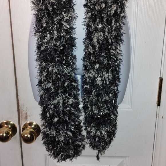 Black and White  fuzzy winter scarf - Picture 2 of 5